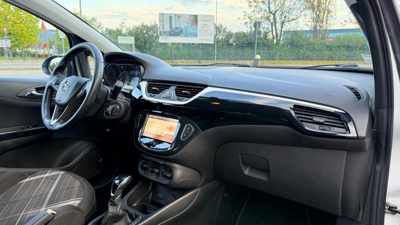 Opel Corsa 1.4 benzina Automatica