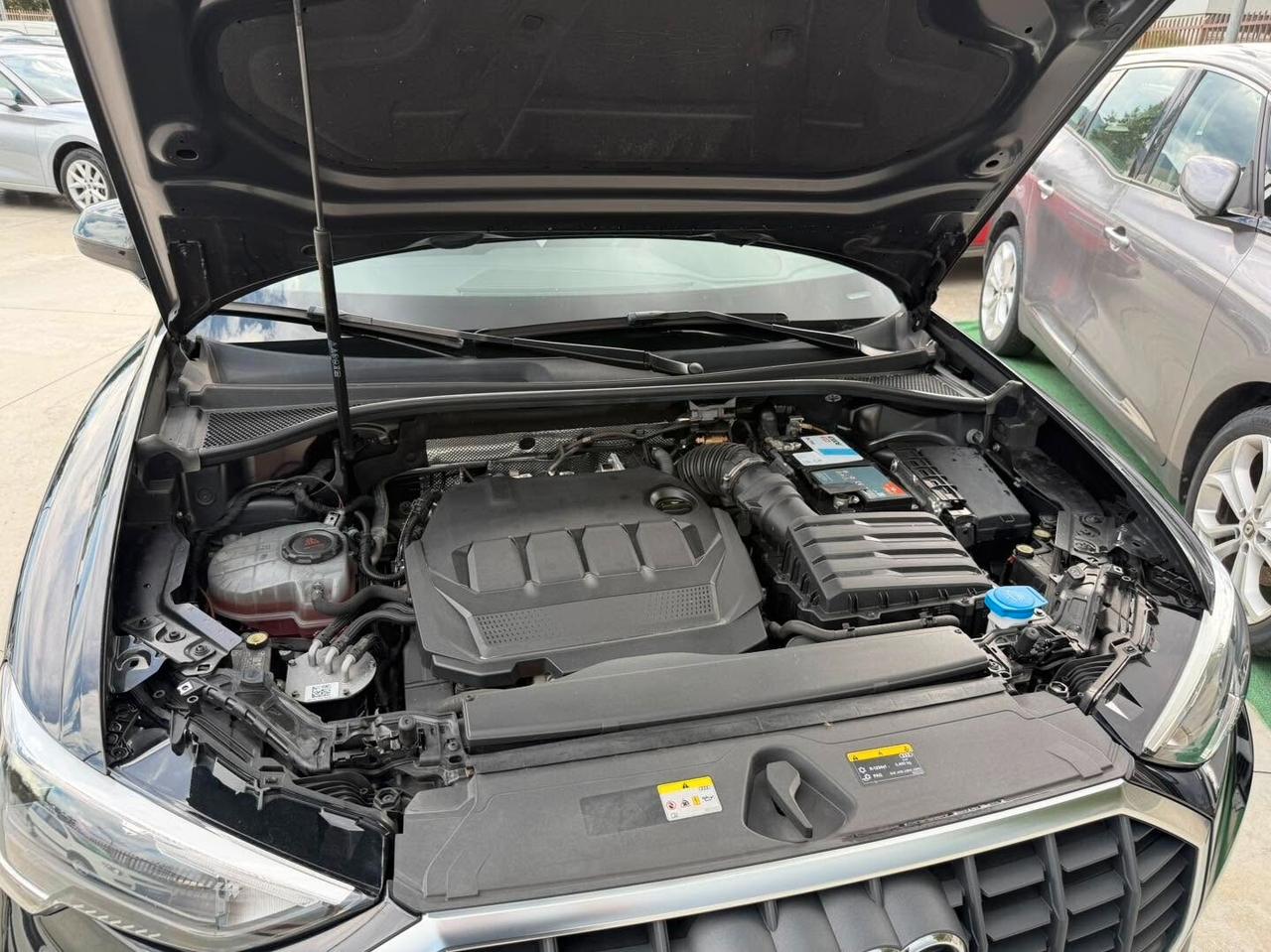 Audi Q3 35 ( 2.0 Tdi ) 150CV -LED-NAVI-CARPLAY