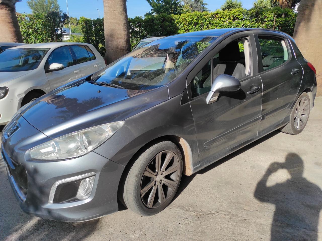 Peugeot 308 2011 1.6 HDI 110CV TETTO LEGA