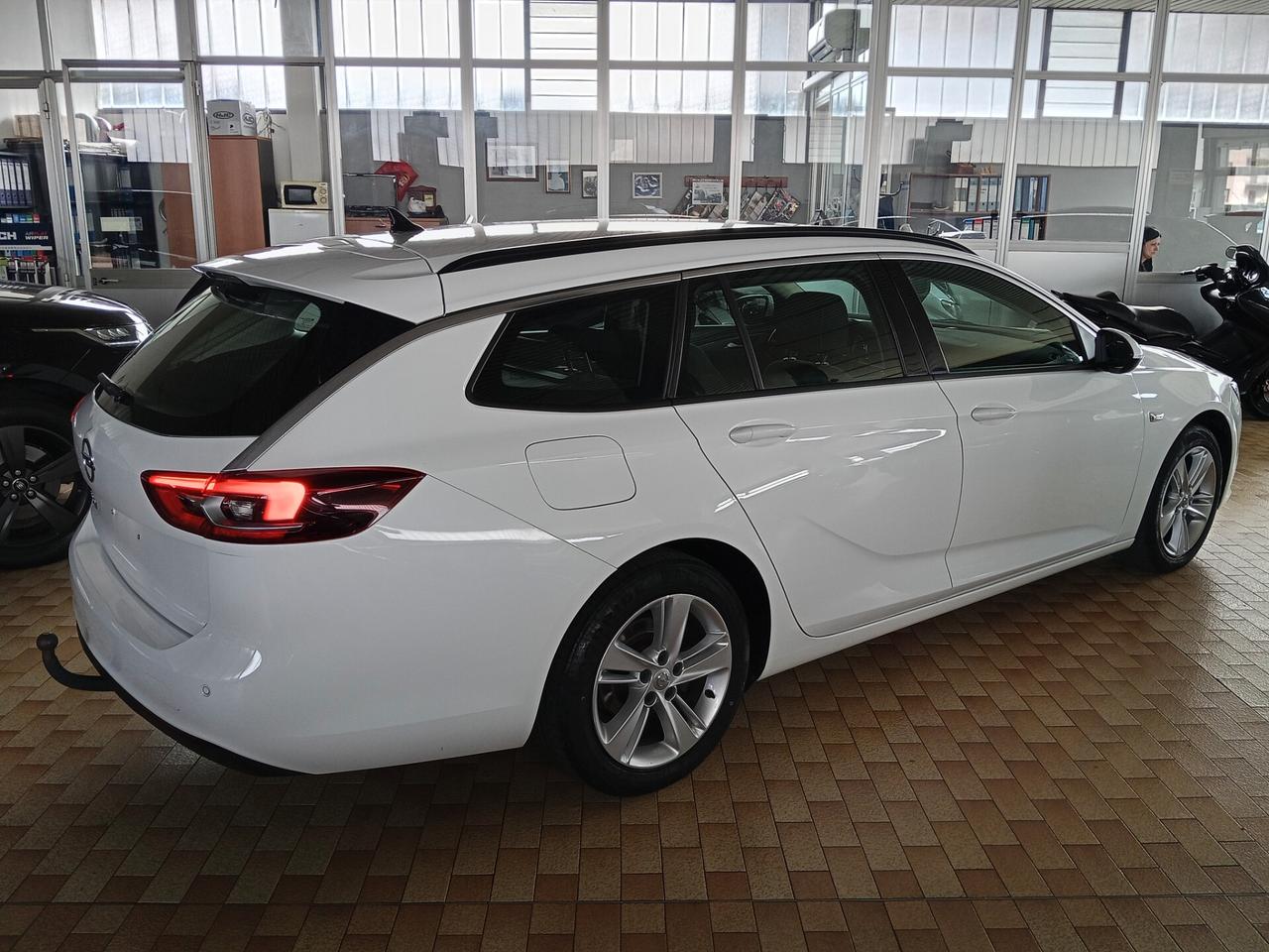 Opel Insignia 1.6 CDTI 136 S&S aut.Sports Tourer Business
