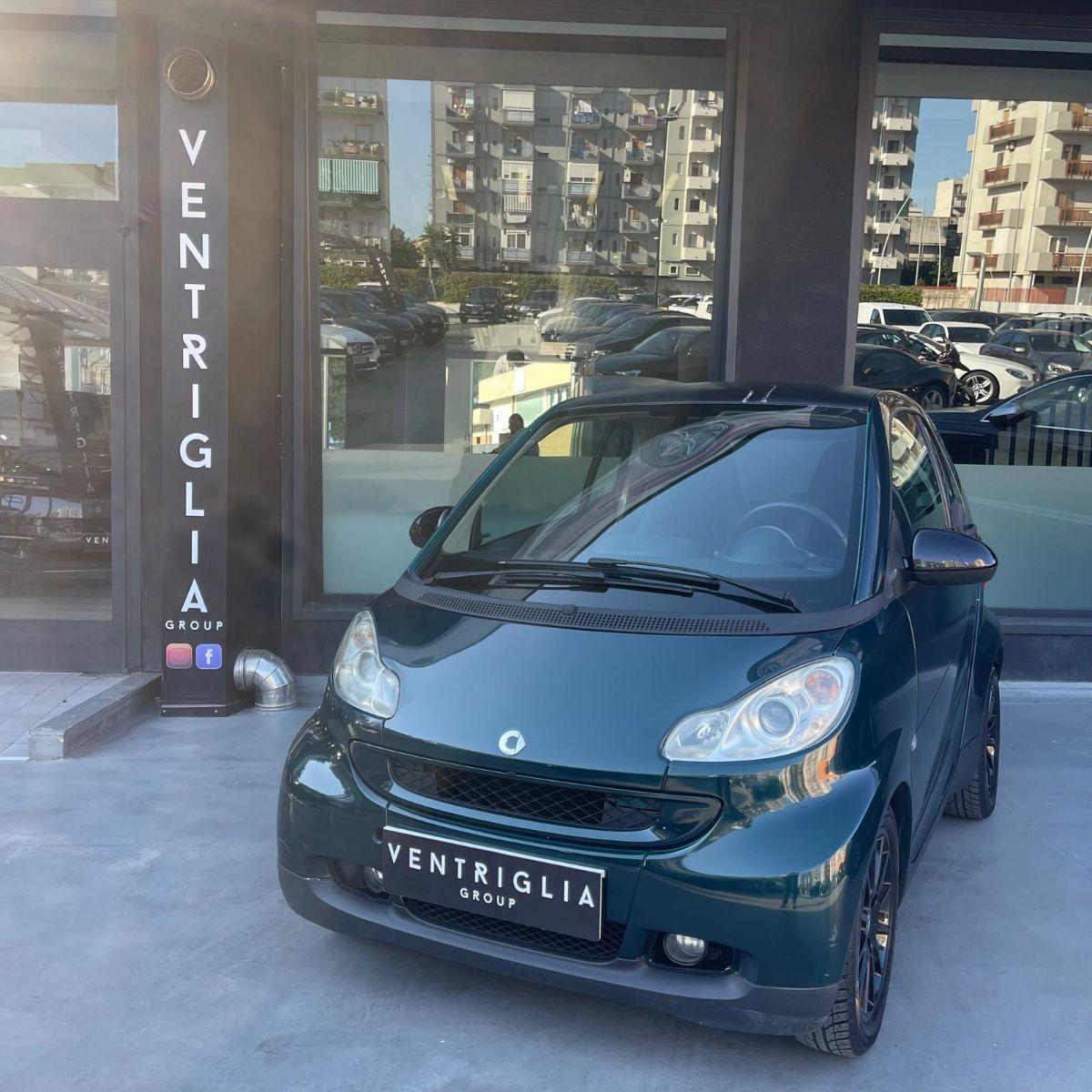 SMART - Fortwo - 800 BRITISH GREEN coupé passion cdi