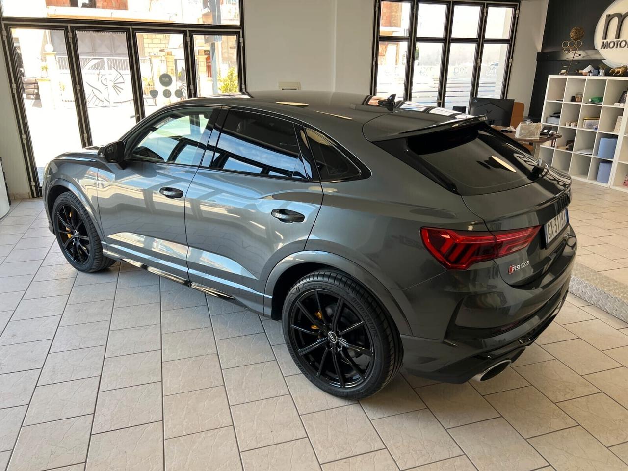 Audi Q3 RS Q3 SPB rsq3 S tronic