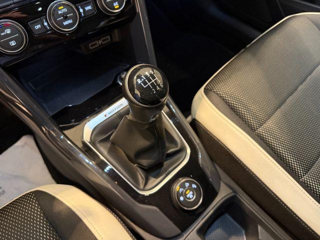 VOLKSWAGEN T-Roc 2.0 TDI 4MOTION Advanced Full LED ACC App Connect