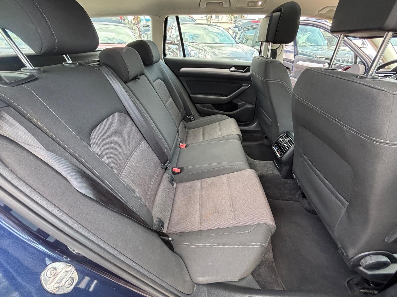 VW PASSAT VARIANT EXECUTIVE 2.0 TDI 10CV FULL OPT
