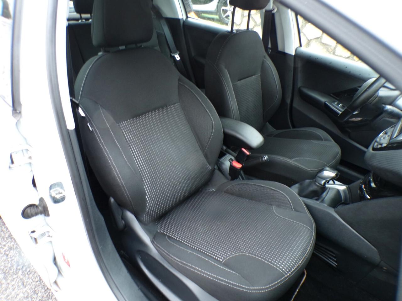 Peugeot 208 1.6 HDi 75 5 porte