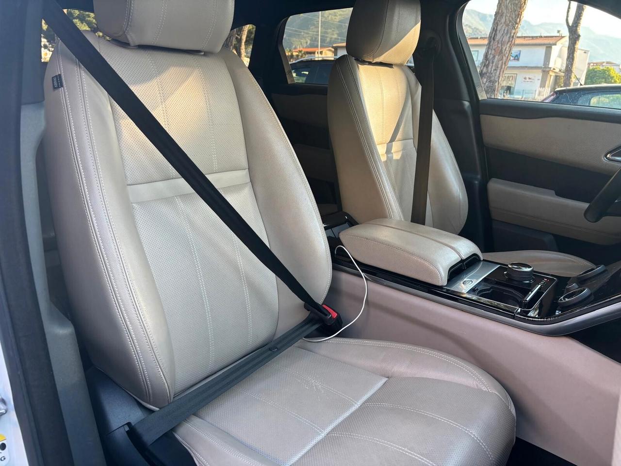 Land Rover Range Rover Velar Land Rover Range Rover Velar R-Dynamic 2.0d 240CV