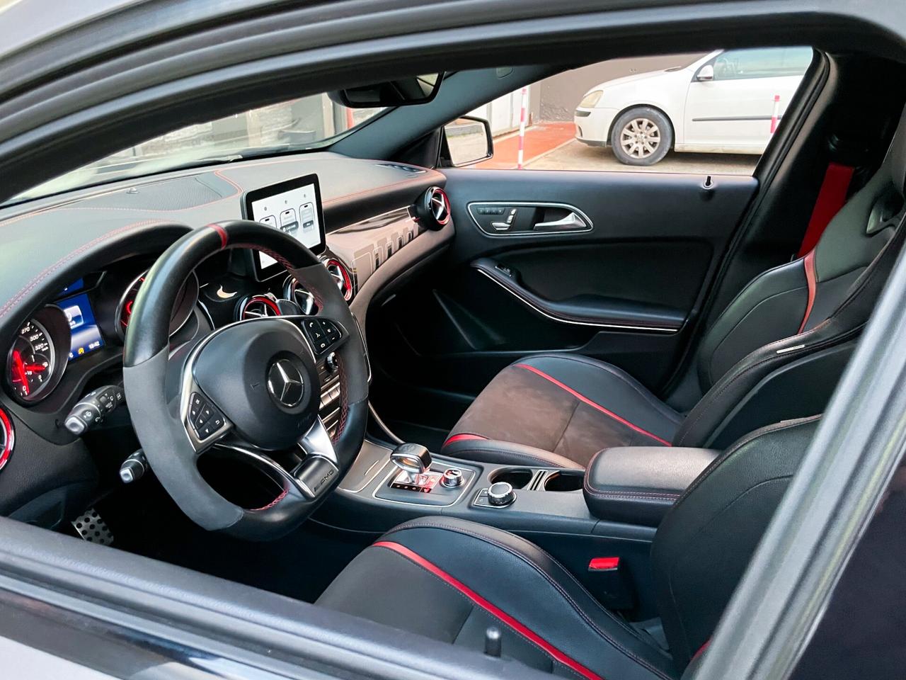 Mercedes-benz GLA 45 AMG 4Matic