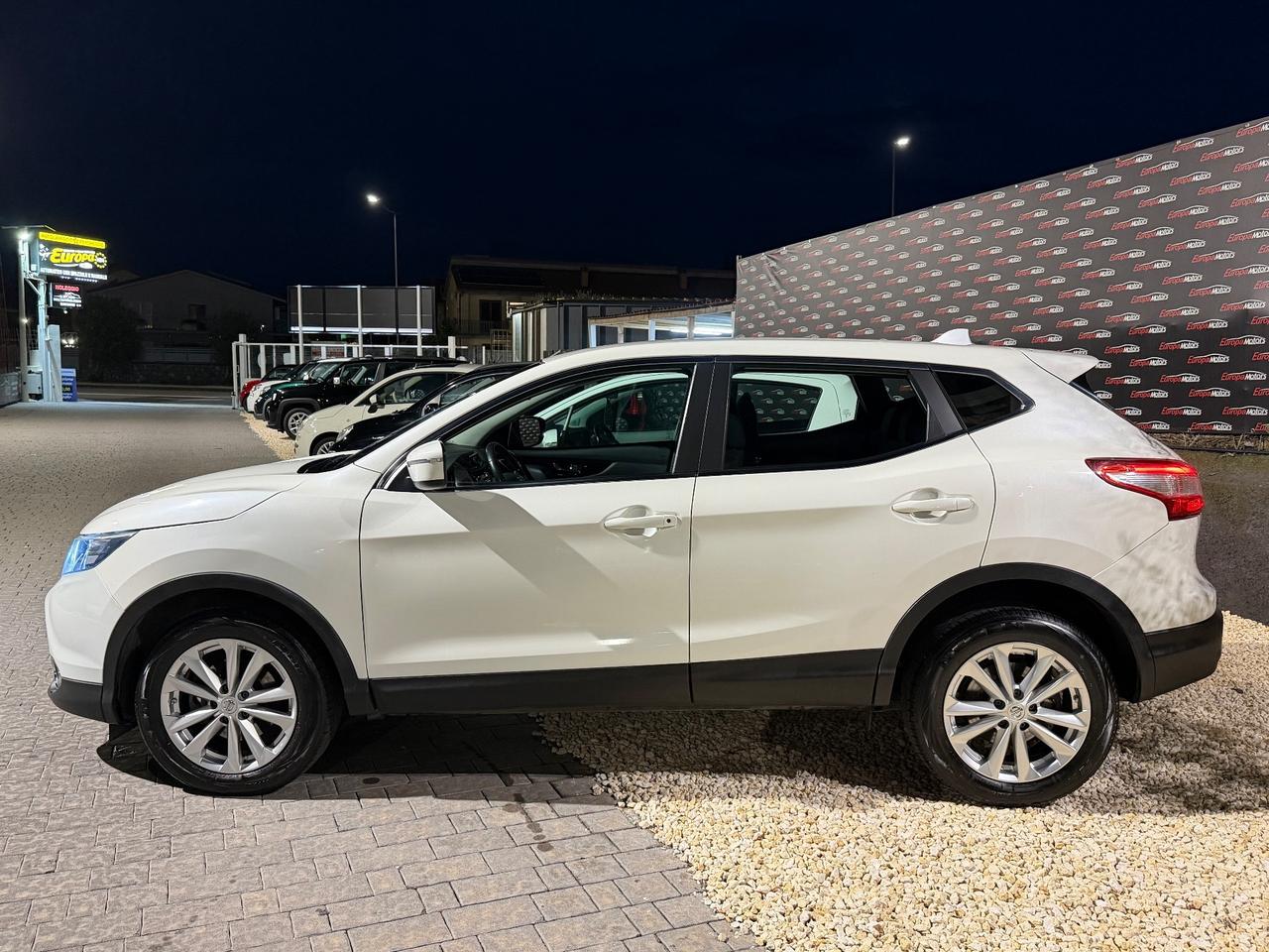 Nissan Qashqai 1.5 dCi Visia