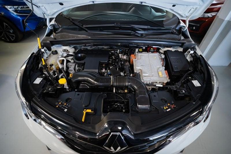 Renault Captur 1.6 E-Tech hybrid Zen 145cv auto