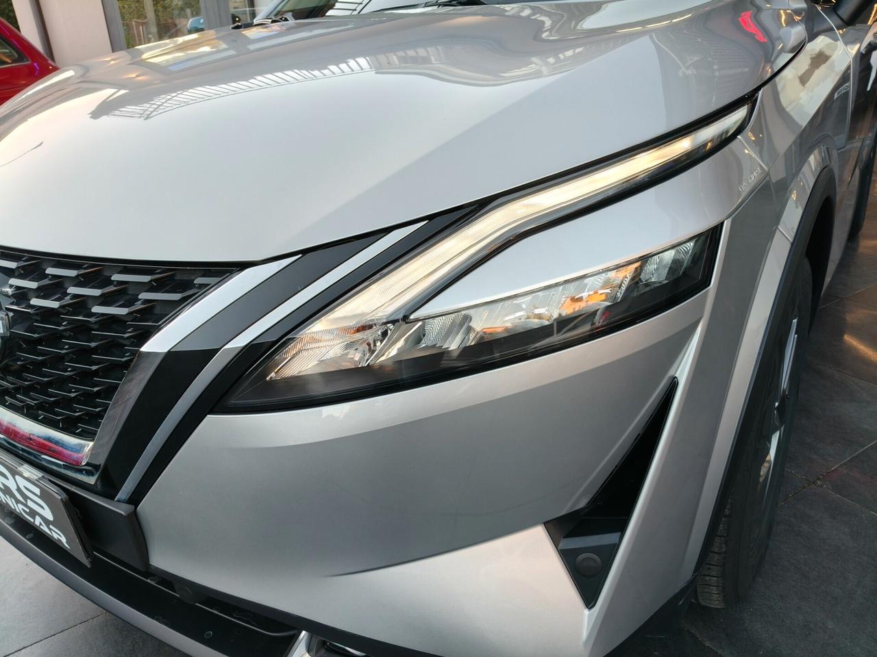 Nissan Qashqai MHEV 140 CV Business