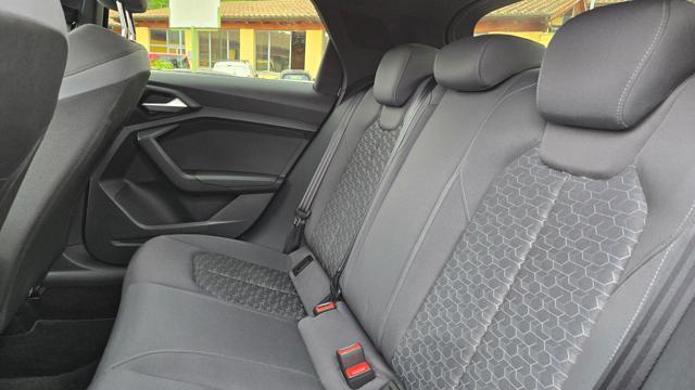 AUDI A1 SPB 25 TFSI S-LINE S-TRONIC IDENTITY BLACK LED UFF