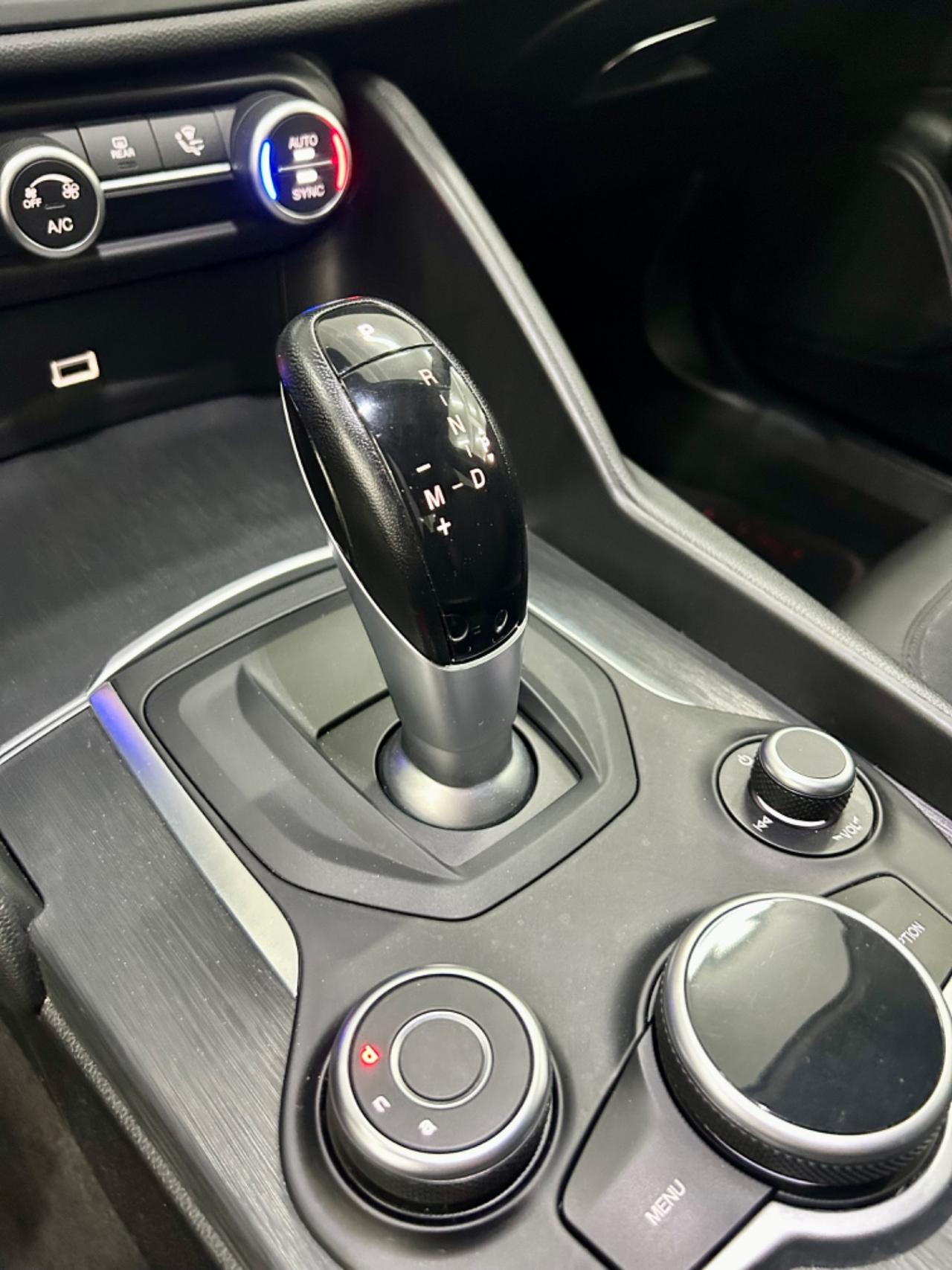 Alfa Romeo Giulia 2.2 Turbodiesel 160 CV AT8 Sprint