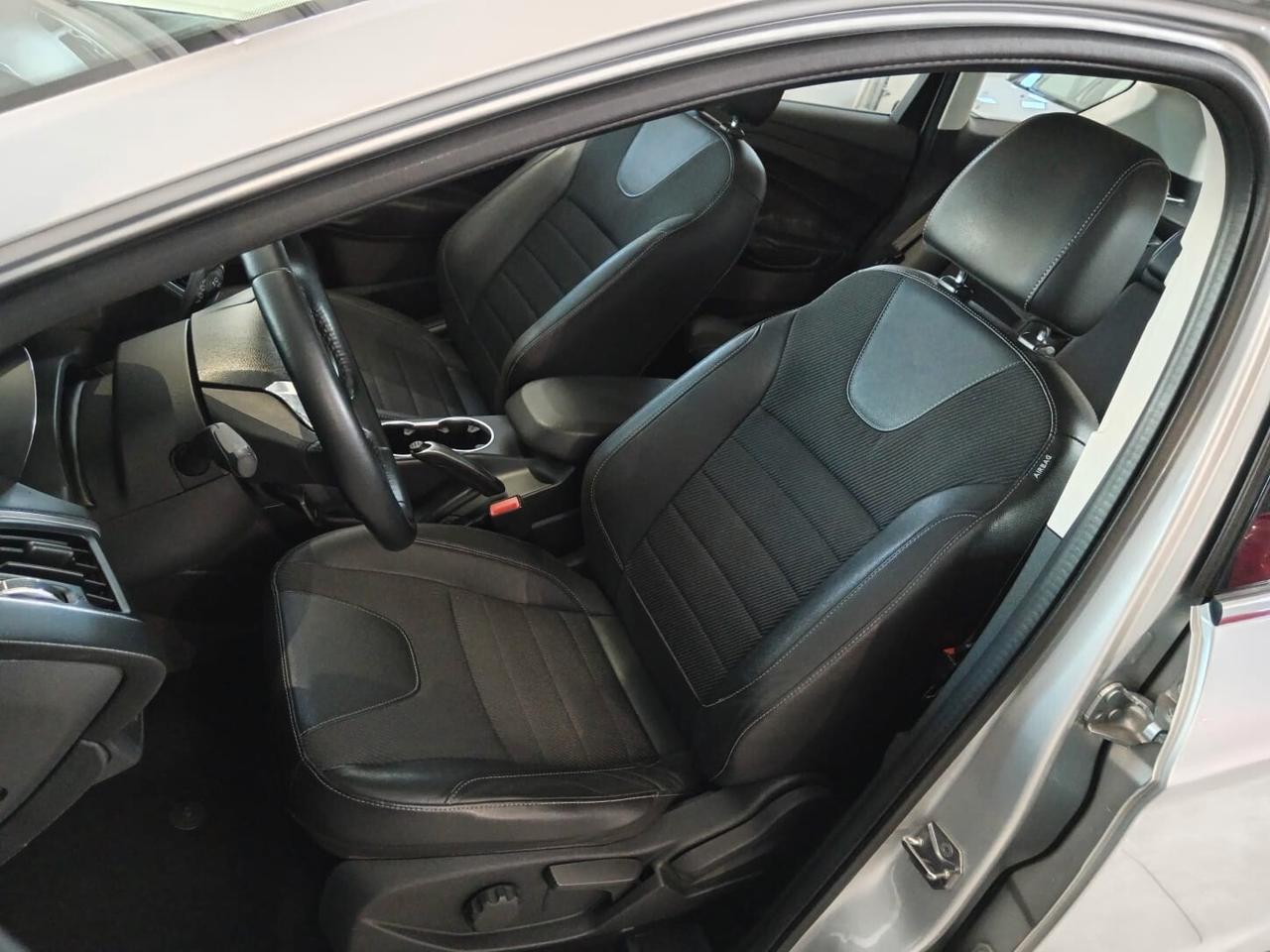 Ford Kuga X 1.997cc TDCi 163Cv (120KW) 4X4
