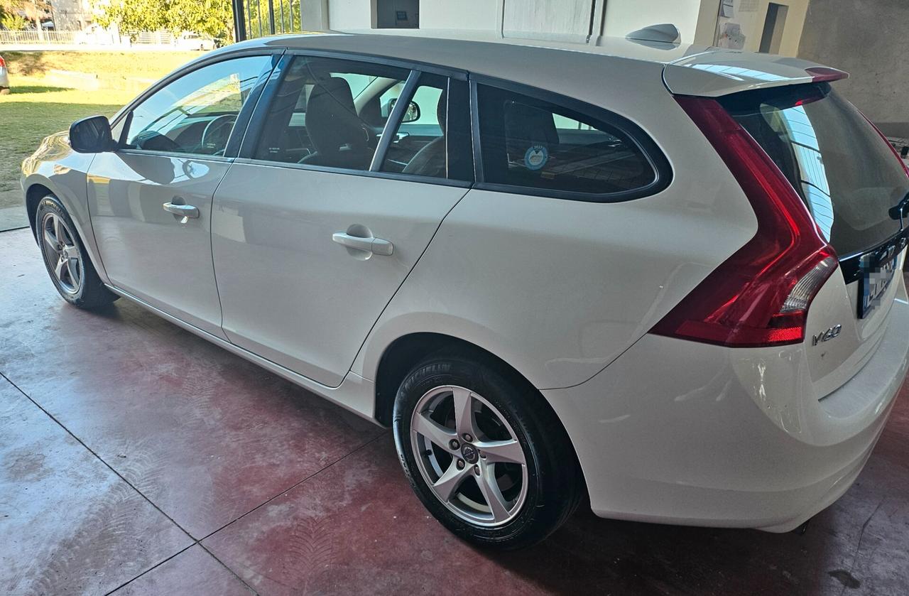 Volvo V60 D2 Kinetic