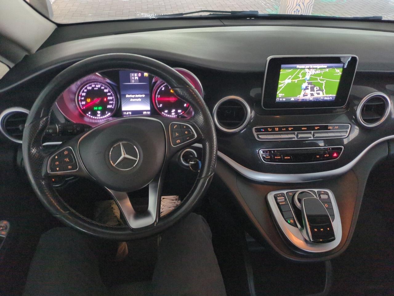 Mercedes-benz V 220 d 4Matic Executive Extralong