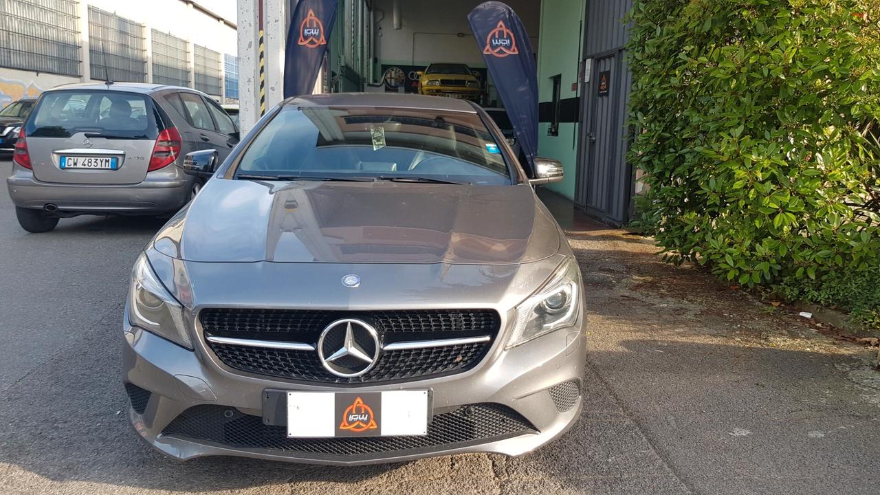 Mercedes-benz CLA 180 BLACK LINE UNI PRO!!!