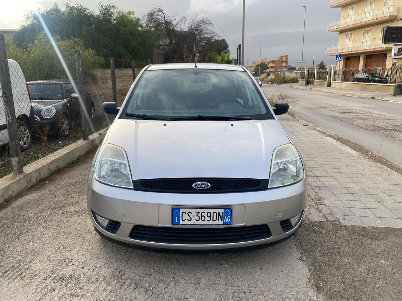 Ford Fiesta 1.4 TDCi 5p. UNICO PROPRIETARIO