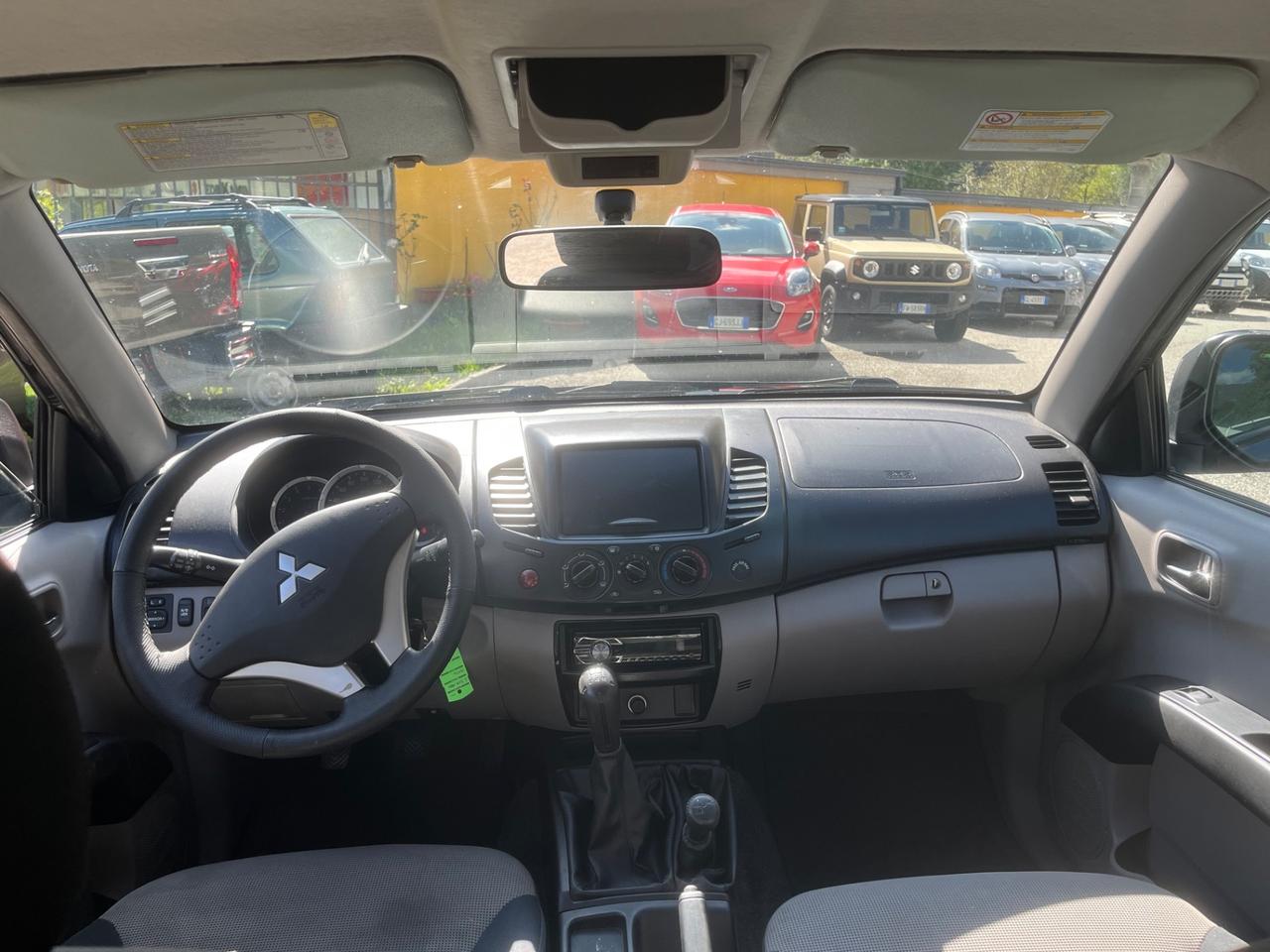 Mitsubishi L200 2.5 DI-D/136CV Double Cab Invite