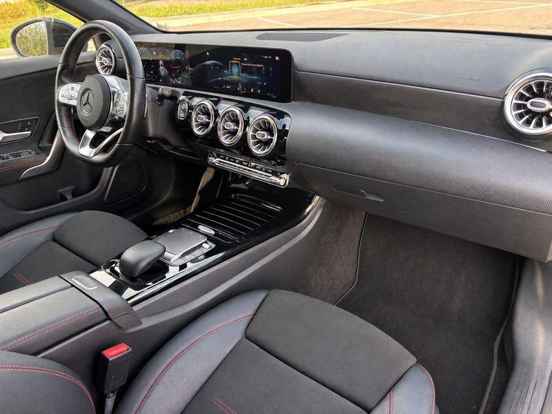 Mercedes-Benz Classe A A180 PREMIUM AMG