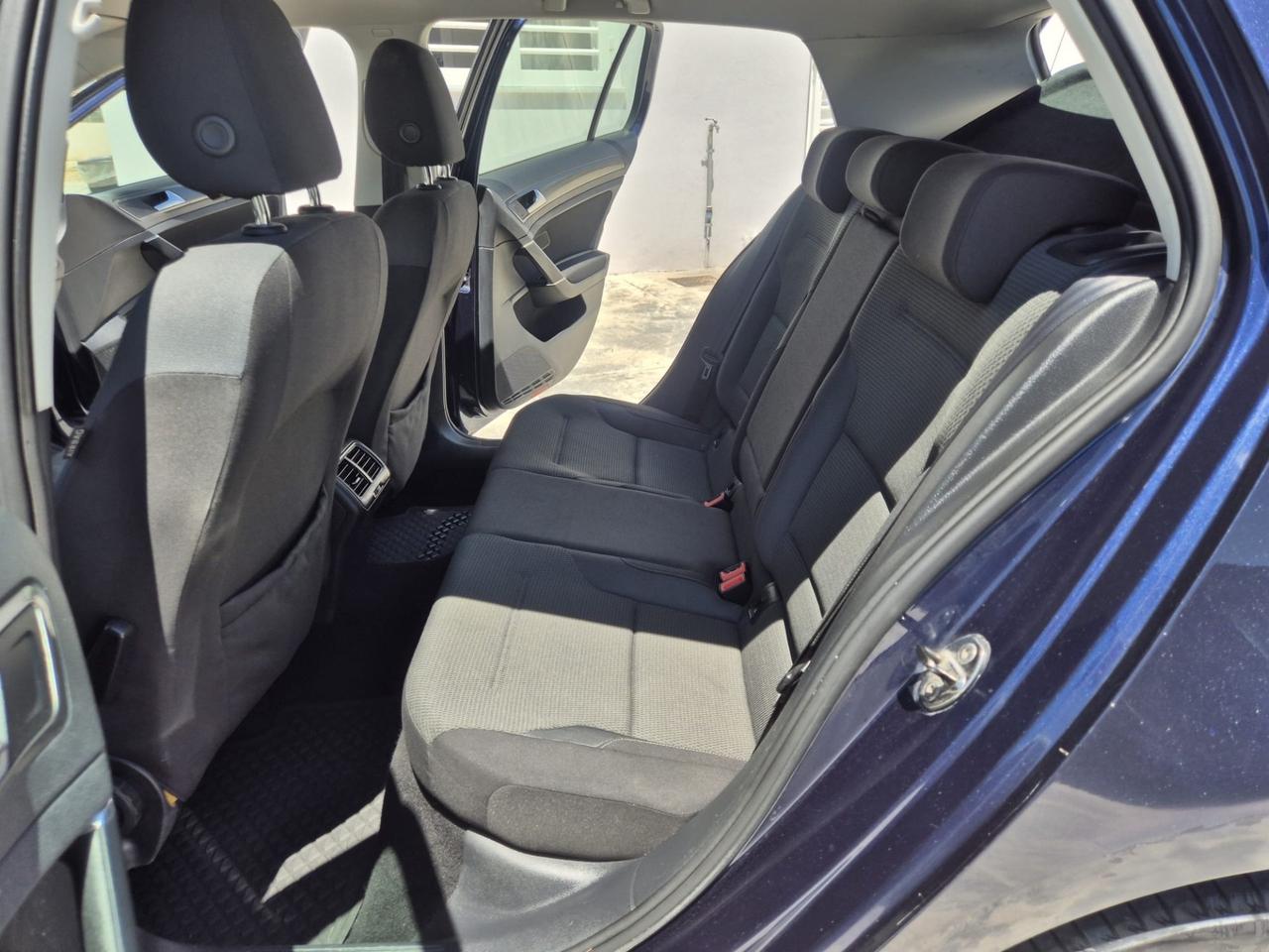 Volkswagen Golf 1.6 TDI 5p. Highline BlueMotion