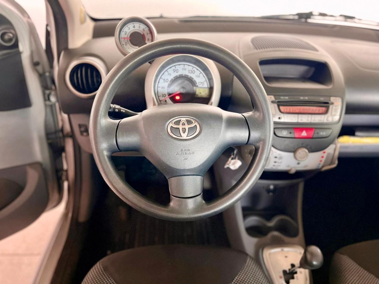 Toyota Aygo 1.0 12V VVT-i 3 porte Now Red Edition