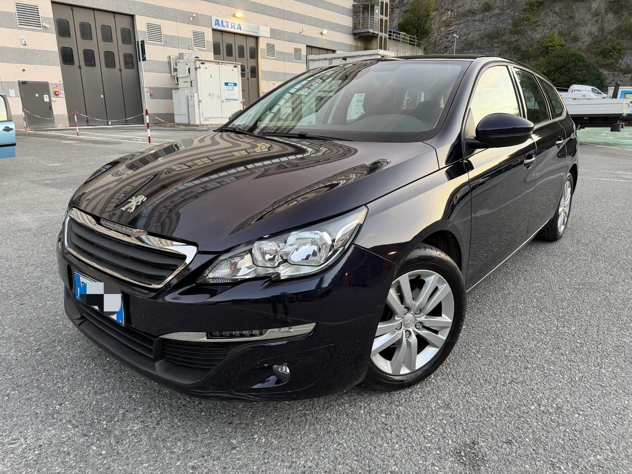 Peugeot 308 BlueHDi 120 CV / EURO 6