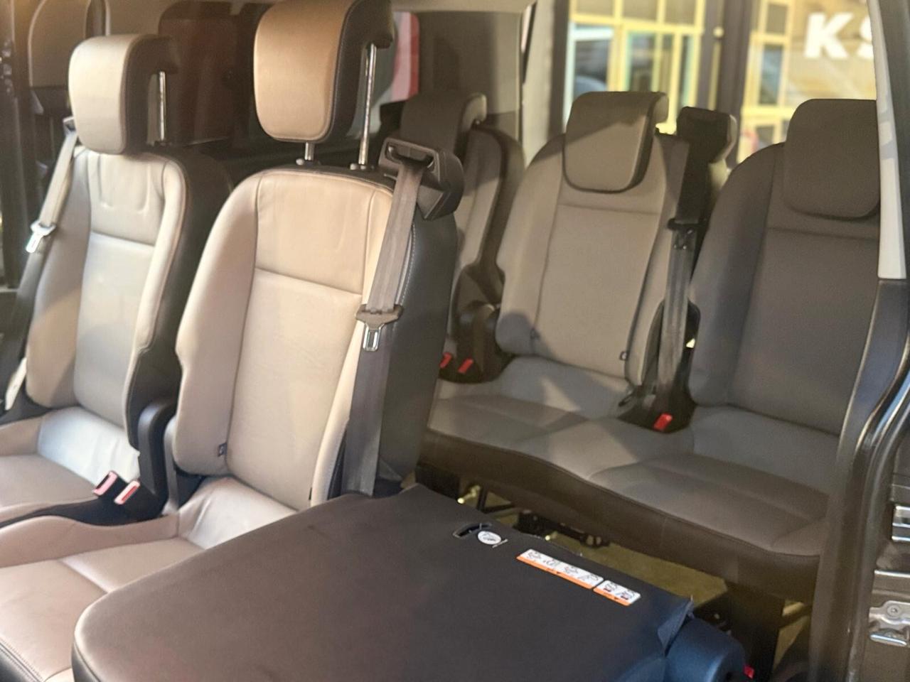 Ford Tourneo Custom 310 2.0 TDCi 170CV automatico 9 posti