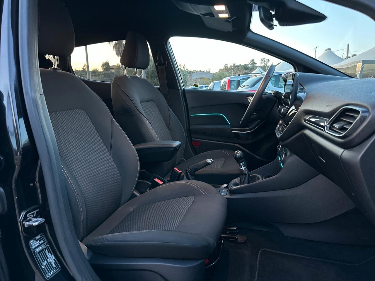 Ford Fiesta 1.5 TDCi 5 porte ST-Line