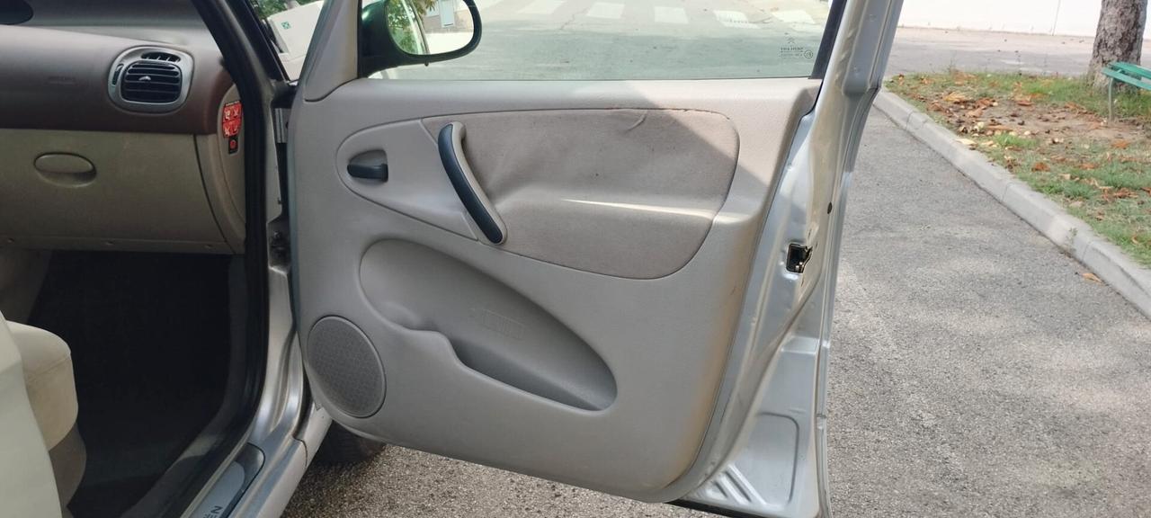 Citroen Xsara Picasso 2.0 HDi Elegance