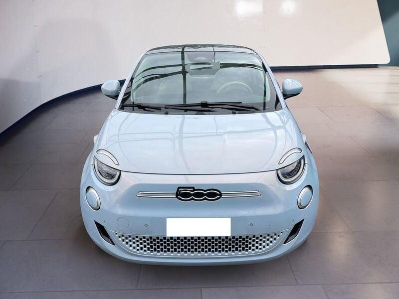 FIAT 500e 42 kWh La Prima