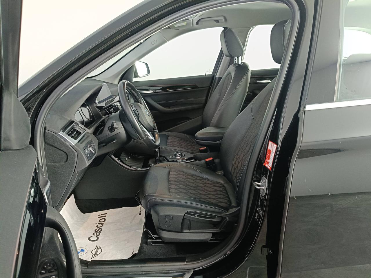 BMW X1 F48 - X1 sdrive18d xLine auto my18