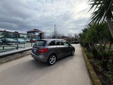 MERCEDES - Classe B - B 200 CDI Premium