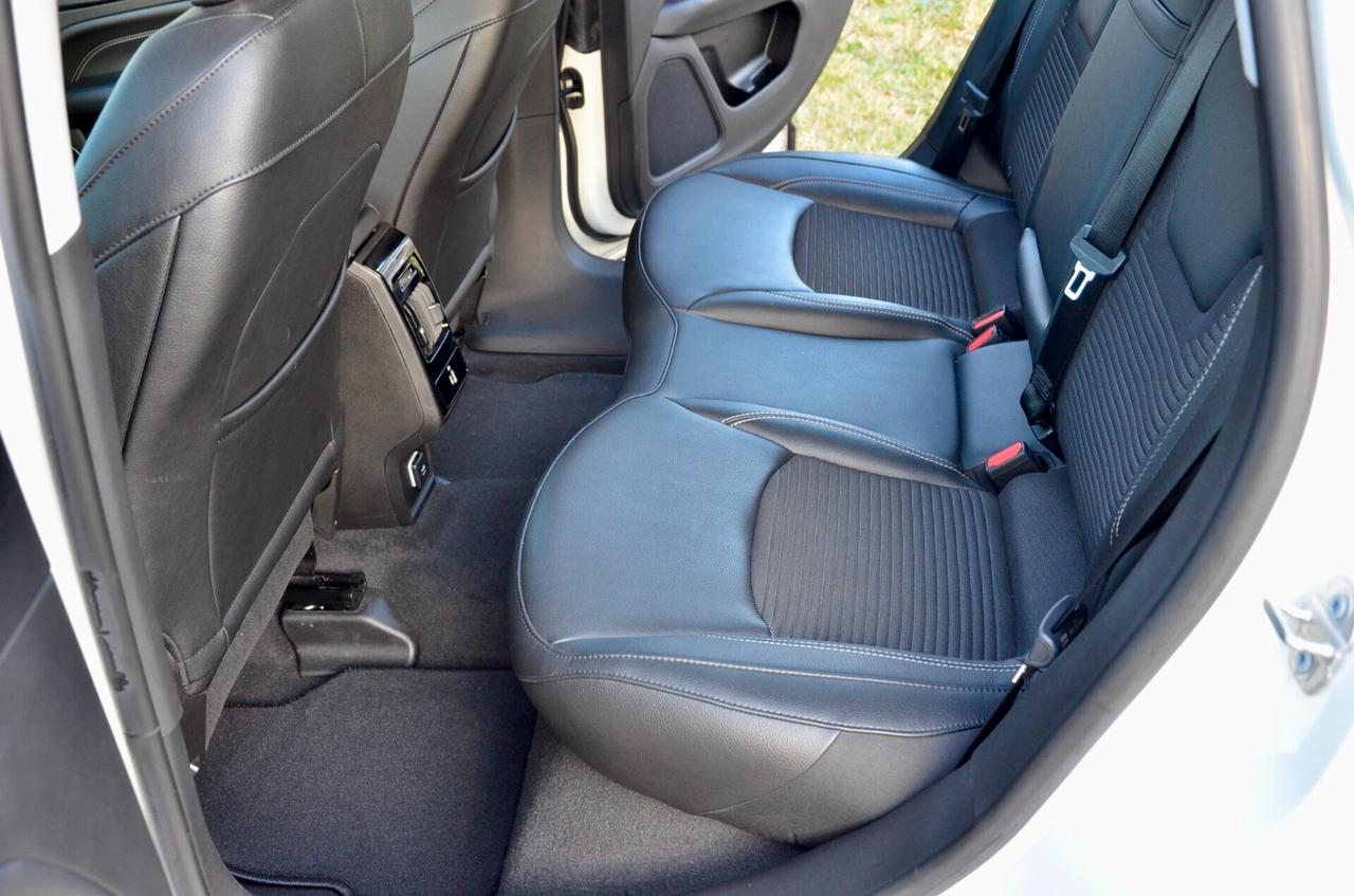 JEEP COMPASS 1.6 MTJ NIGHT EAGLE 2WD 130cv, UNICO UTILIZZATORE, UFF ITALIANA, SERVICE CON FATTURE, EURO 6D, NAVI, RETROCAMERA, 19", PERMUTE