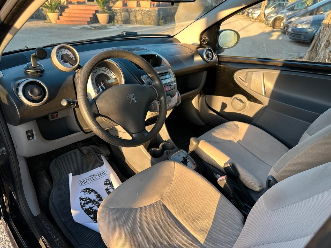 Peugeot 107 1.0 Benzina Automatica