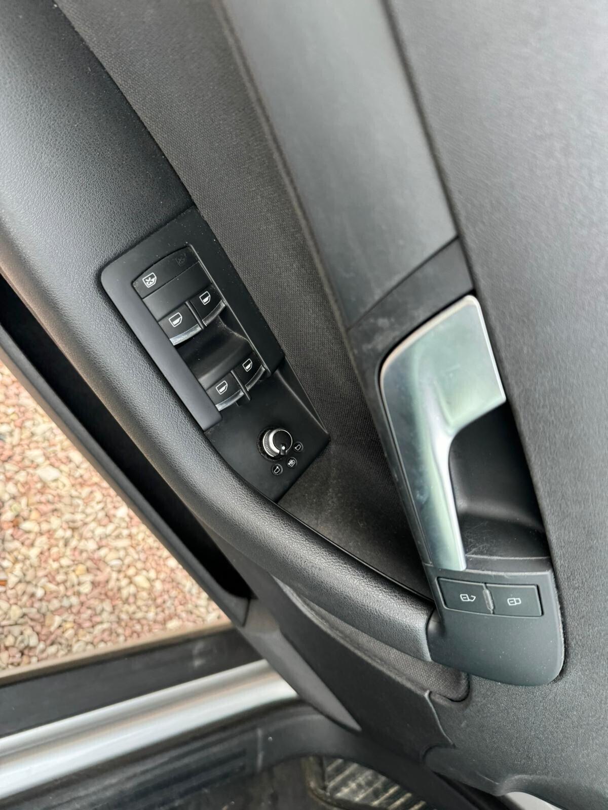 Audi A3 1.6 TDI 105 CV 2012 GARANZIA OK NEOPATENTATI