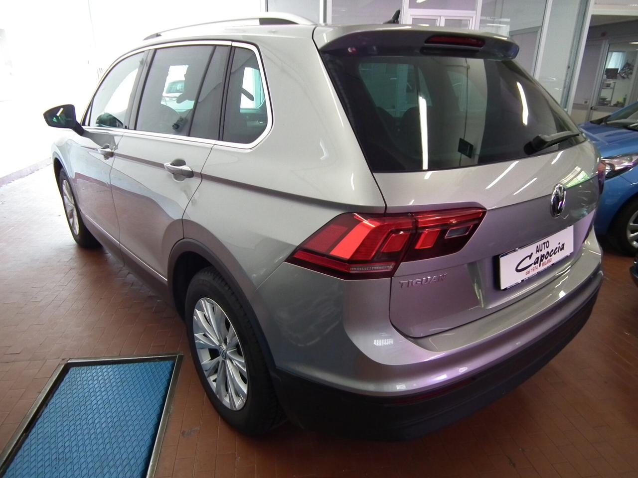 Volkswagen Tiguan 1.4 TSI STYLE NAVI CAR APPLE PLAY SENSORI TELEFONO !