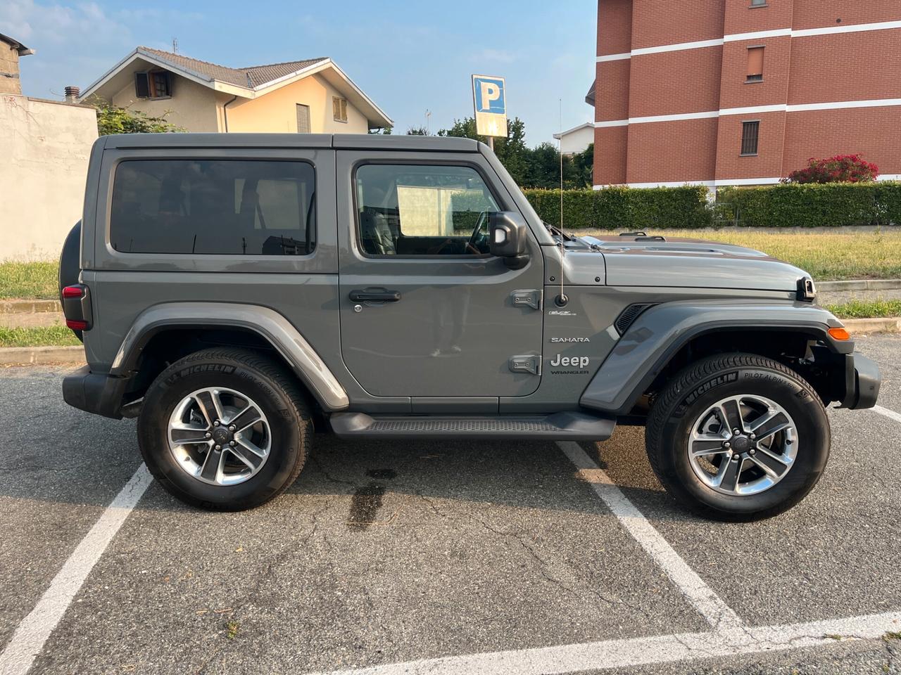 Jeep Wrangler 2.0 Turbo Sahara 3 porte - 50.000km