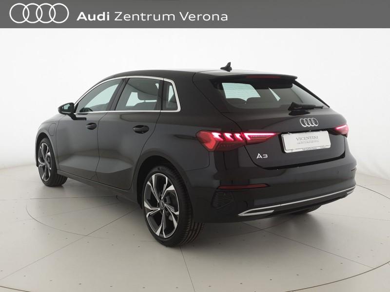 Sportback 40TFSIe 204CV S tronic Business Advanced