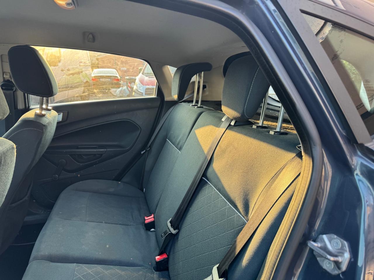 Ford Fiesta 1.4 TDCi 70CV 5 porte Titanium