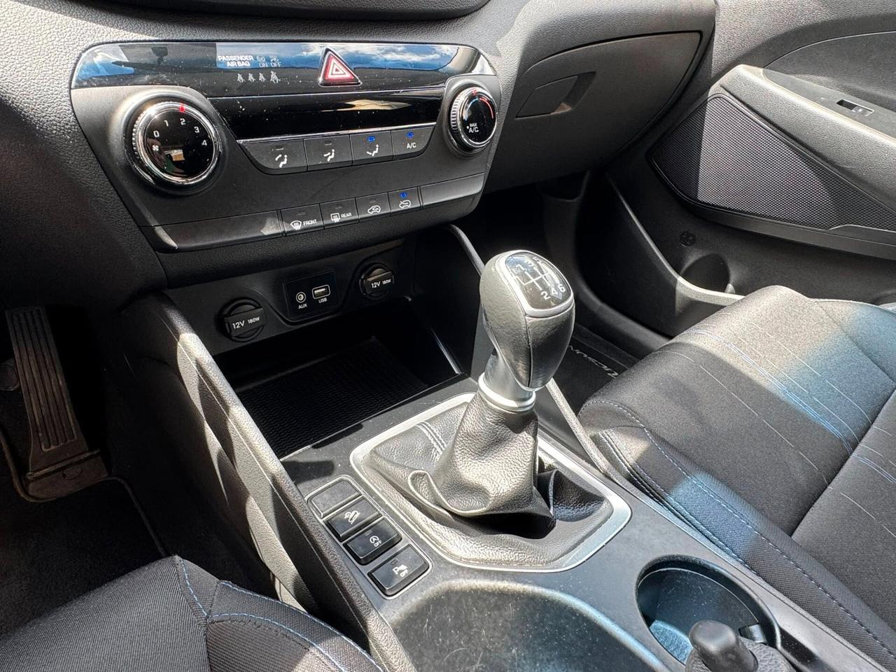 HYUNDAI TUCSON 1.7 CRDI 115 CV. X-POSSIBLE NAVI+RETROCAMERA