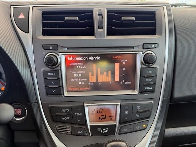 Toyota Verso-S 1.3 CVT Active 2011
