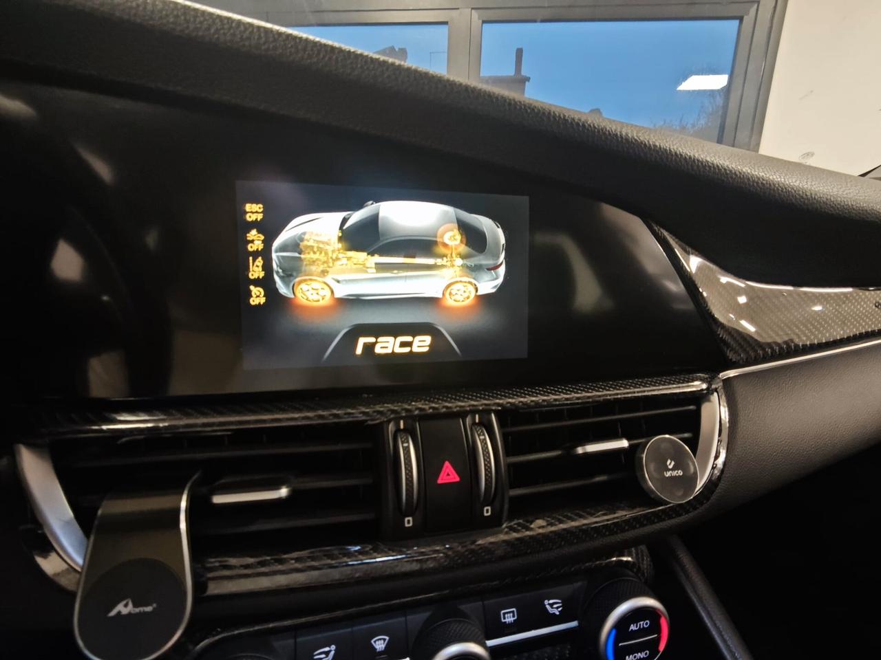 Alfa Romeo Giulia 2.2 Turbodiesel ex-150 CV AT8 Super Modalità Race