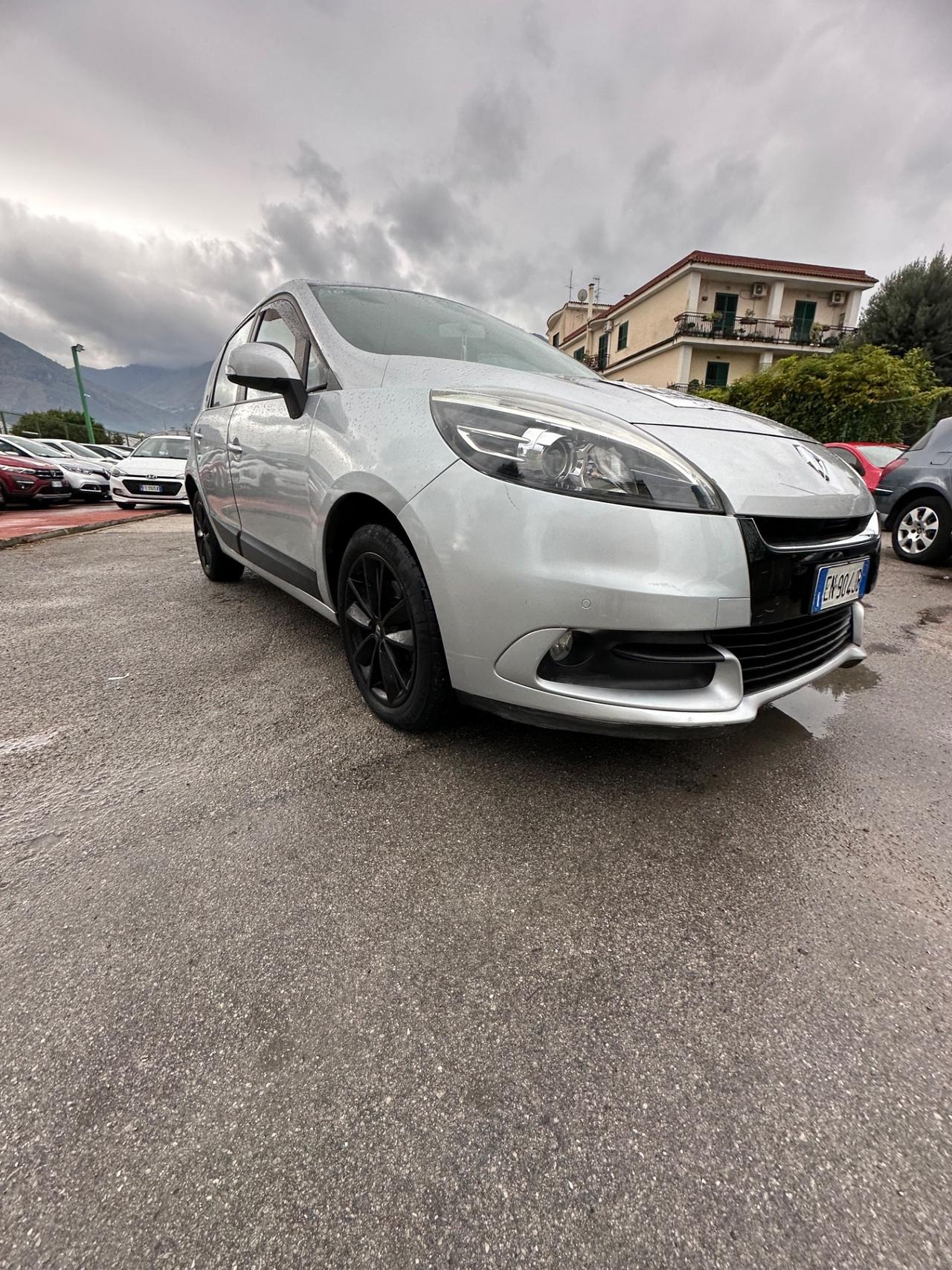 Renault Scenic Scénic XMod 1.5 dCi 110CV EDC Bose