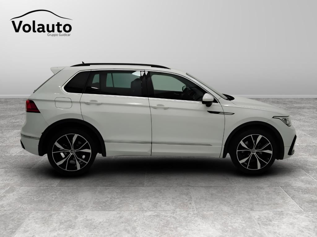 VOLKSWAGEN Tiguan II 2021 - Tiguan 1.5 tsi R-Line 150cv dsg