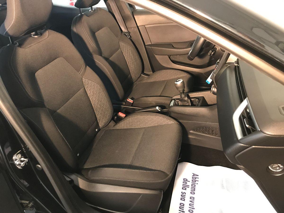 RENAULT Clio TCe 90 CV Equilibre