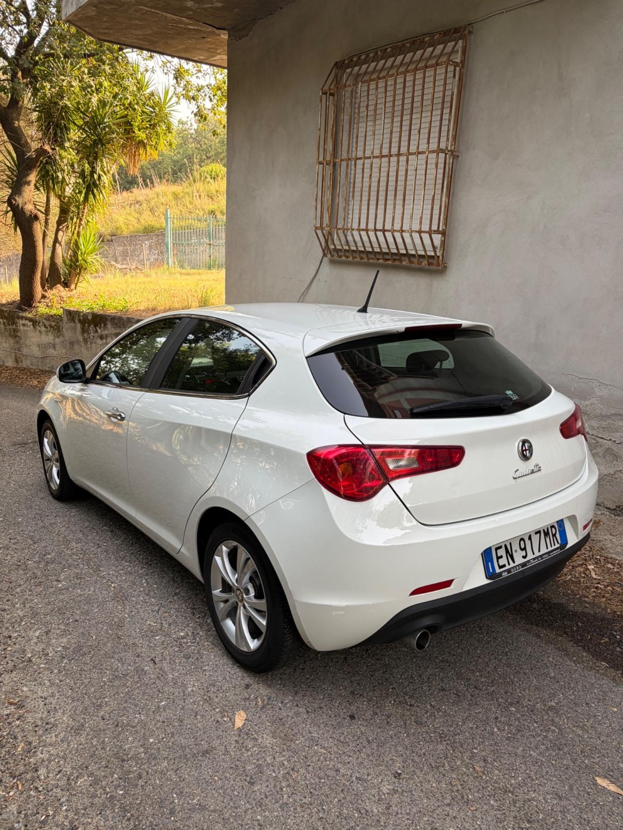 Alfa Romeo Giulietta 1.6 MTJ 105CV POCHI KM 1PROP NORD ITALIA
