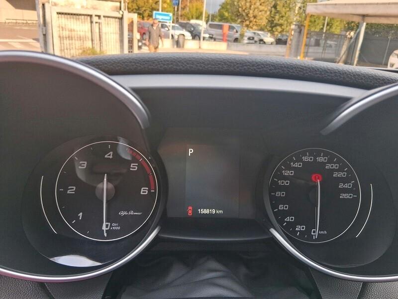 Alfa Romeo Giulia 2.2 Turbodiesel 150 CV AT8