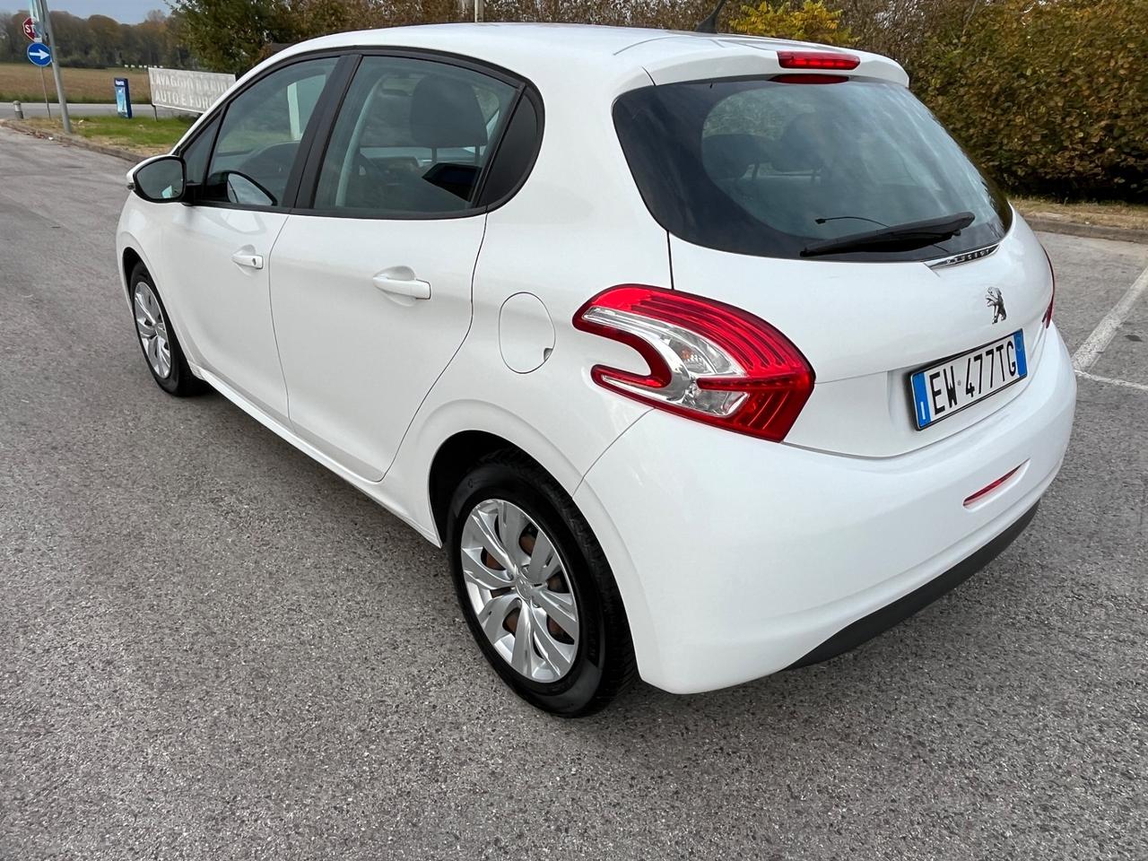Peugeot 208 PureTech 68 5 porte Access