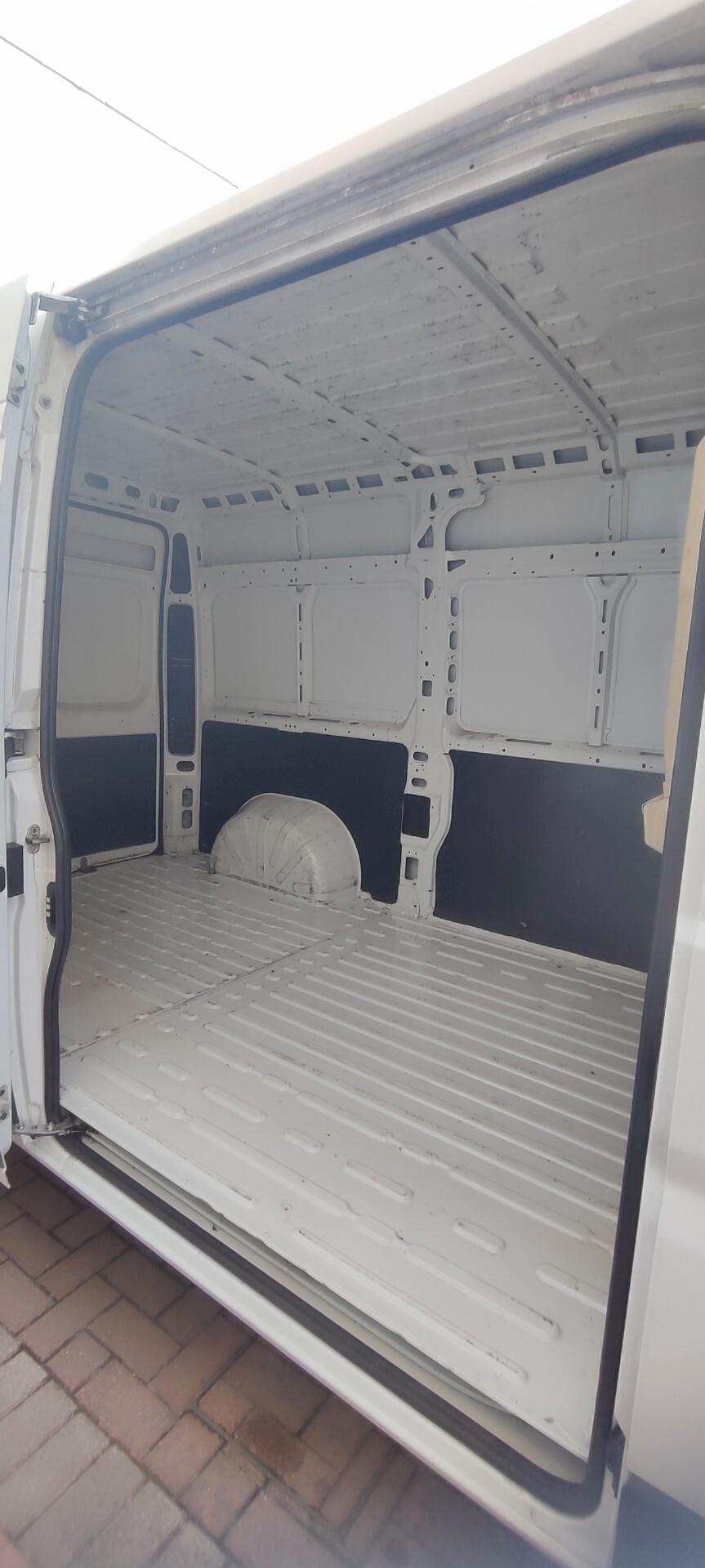 Peugeot Boxer 330 2.2 HDi/130CV FAP PC-TN Furgone