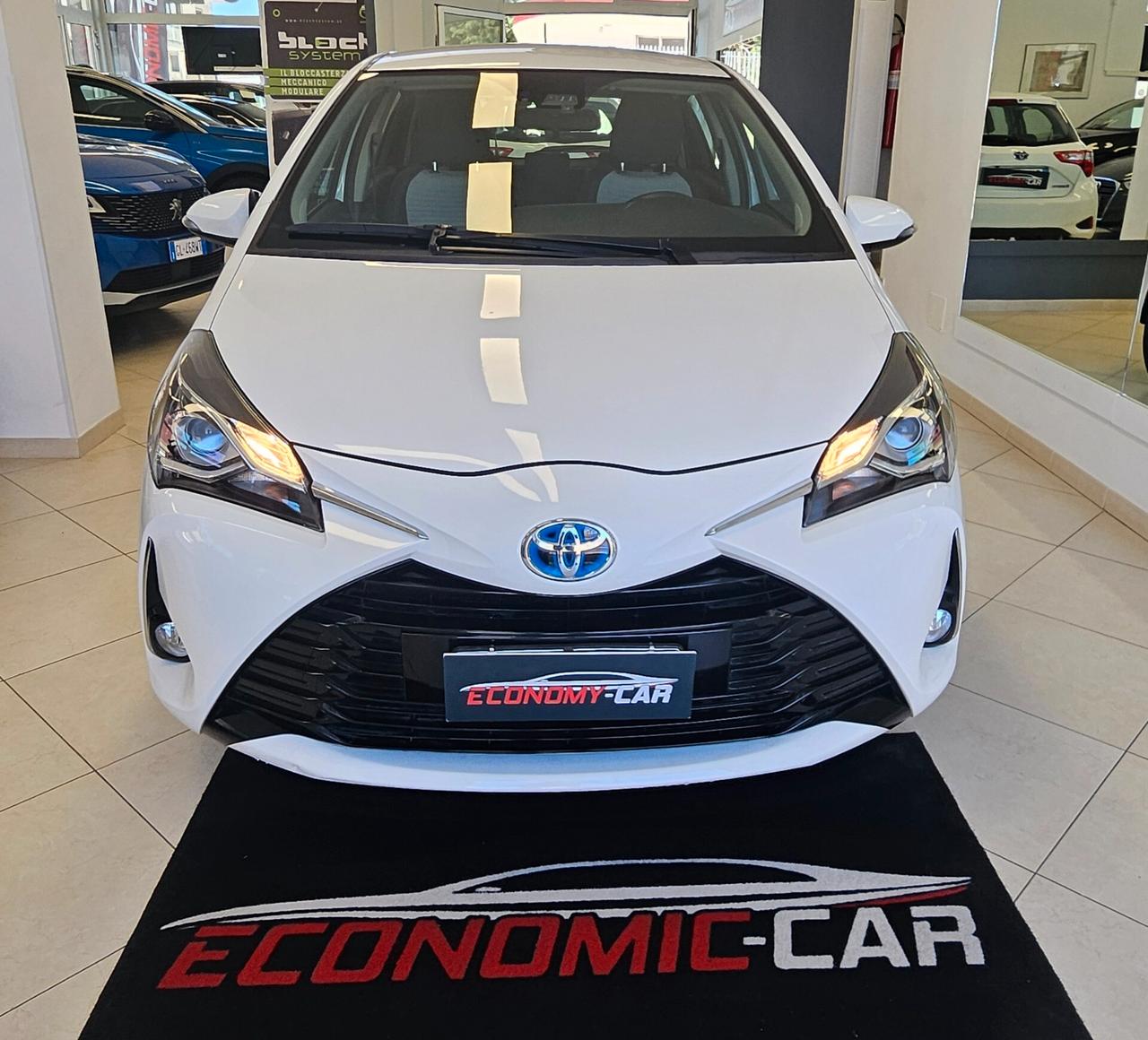 Toyota Yaris 1.5 Hybrid 5 porte Active